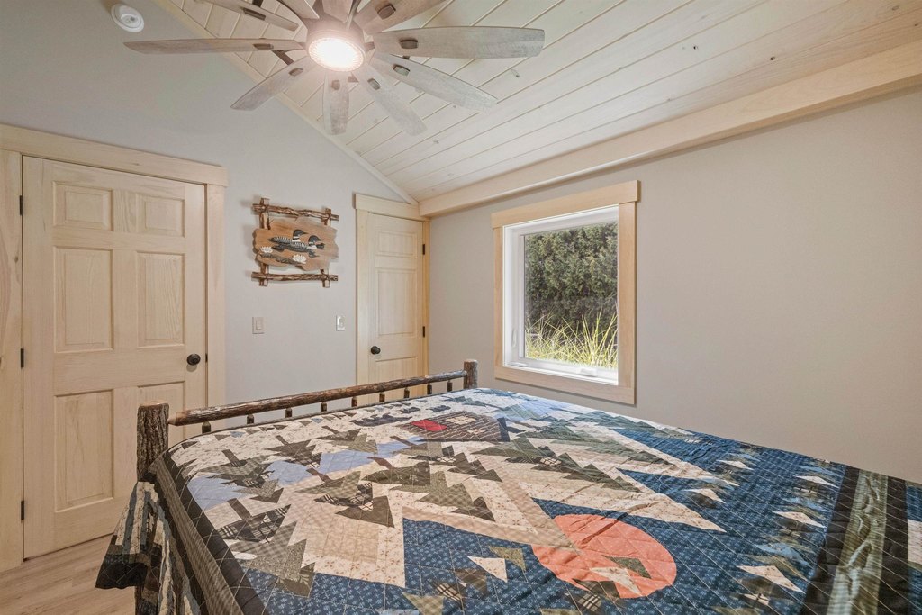 Moultonborough, New Hampshire, 03254, United States, 3 Bedrooms Bedrooms, ,1 BathroomBathrooms,Residential,Forsale,1952913