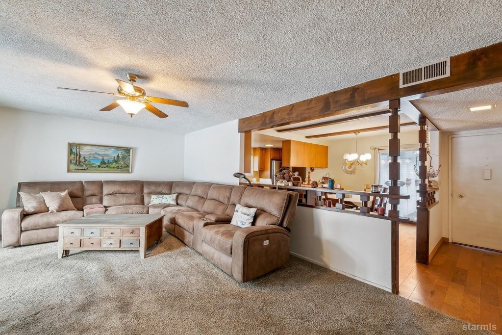 South Lake Tahoe, California, 96150, United States, 3 Bedrooms Bedrooms, ,2 BathroomsBathrooms,Residential,Forsale,1886486