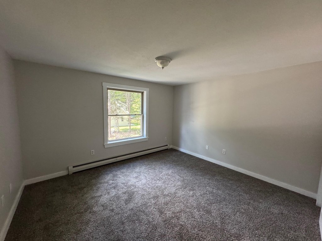 Tamworth, New Hampshire, 03886, United States, 13 Bedrooms Bedrooms, ,12 BathroomsBathrooms,Residential,Forsale,1968468