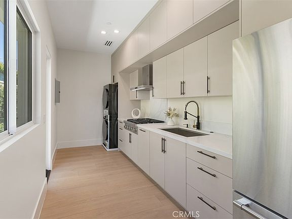 Newport Beach, California, 92660, United States, 5 Bedrooms Bedrooms, ,8 BathroomsBathrooms,Residential,Forsale,1927549