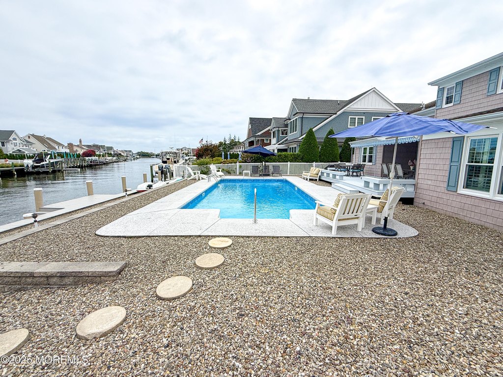 Mantoloking, New Jersey, 08738, United States, 4 Bedrooms Bedrooms, ,3 BathroomsBathrooms,Residential,Forsale,1922724