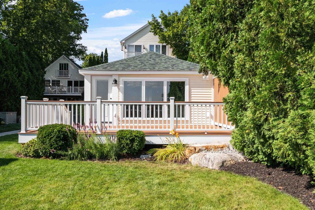 Moultonborough, New Hampshire, 03254, United States, 3 Bedrooms Bedrooms, ,1 BathroomBathrooms,Residential,Forsale,1952913
