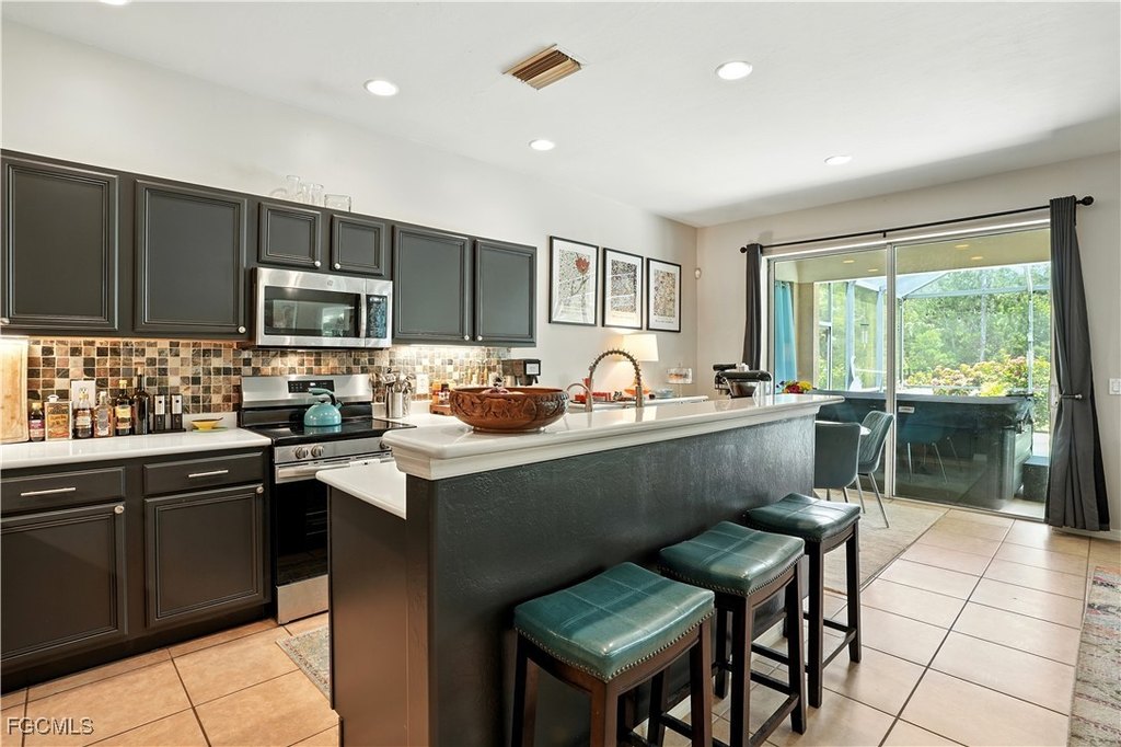 Alva, Florida, 33920, United States, 4 Bedrooms Bedrooms, ,2.5 BathroomsBathrooms,Residential,Forsale,1969857 Alva, Florida, 33920, United States, 4 Bedrooms Bedrooms, ,2.5 BathroomsBathrooms,Residential,Forsale,1969857