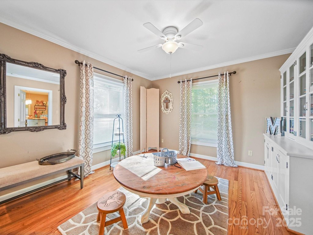 Statesville, North Carolina, 28625, United States, 3 Bedrooms Bedrooms, ,3 BathroomsBathrooms,Residential,Forsale,1985982