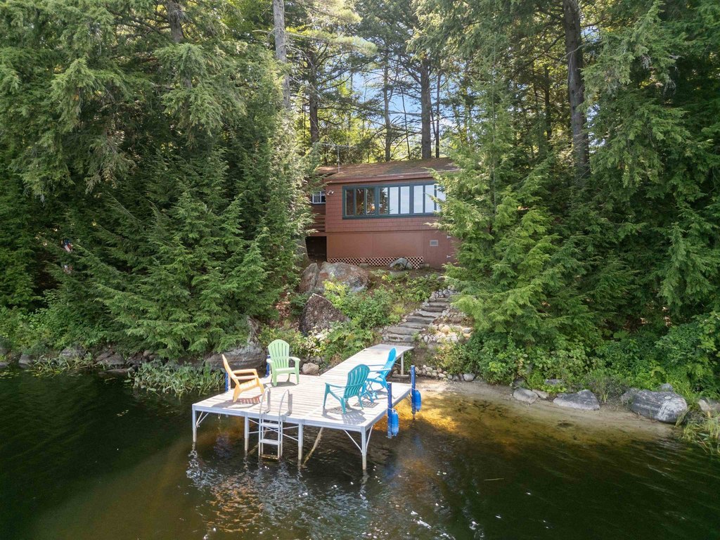 Moultonborough, New Hampshire, 03254, United States, 2 Bedrooms Bedrooms, ,1 BathroomBathrooms,Residential,Forsale,1952914