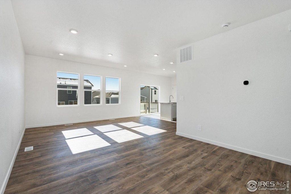 Hudson, Colorado, 80642, United States, 3 Bedrooms Bedrooms, ,2.5 BathroomsBathrooms,Residential,Forsale,2004292