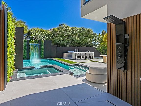 Newport Beach, California, 92660, United States, 5 Bedrooms Bedrooms, ,8 BathroomsBathrooms,Residential,Forsale,1927549