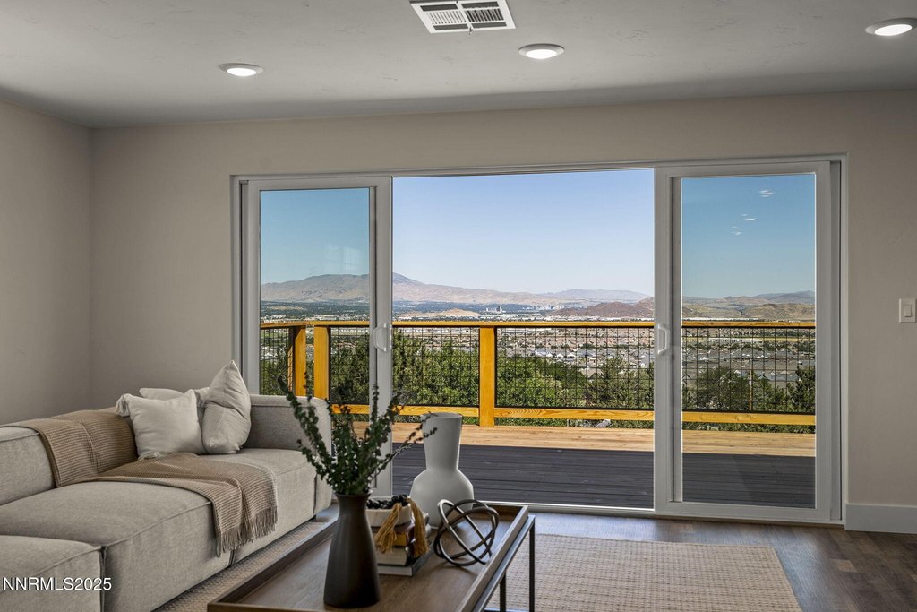 Reno, Nevada, 89521, United States, 3 Bedrooms Bedrooms, ,2.5 BathroomsBathrooms,Residential,Forsale,2012843