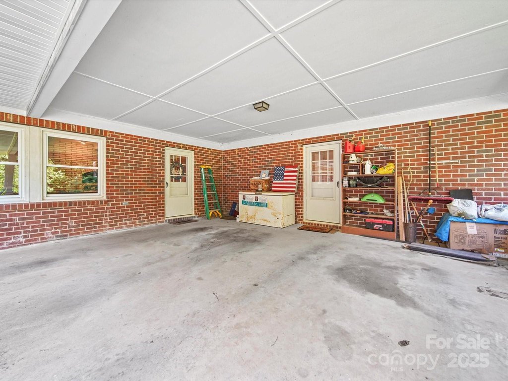 Statesville, North Carolina, 28625, United States, 3 Bedrooms Bedrooms, ,3 BathroomsBathrooms,Residential,Forsale,1985982