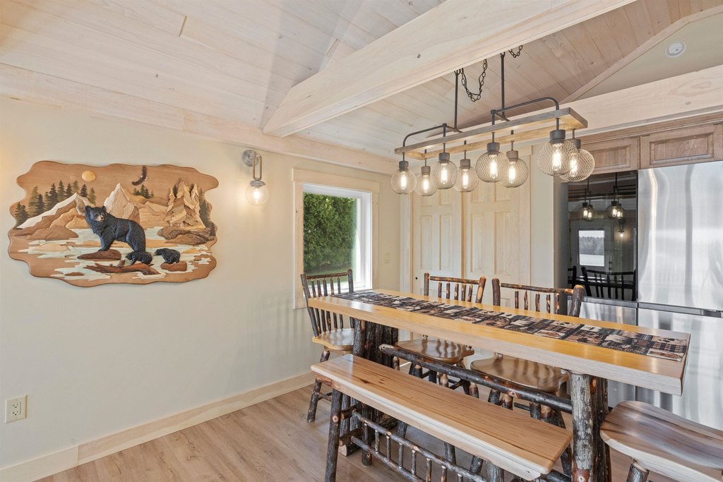 Moultonborough, New Hampshire, 03254, United States, 3 Bedrooms Bedrooms, ,1 BathroomBathrooms,Residential,Forsale,1952913