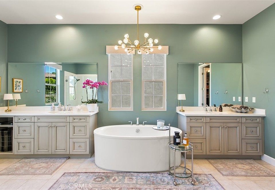 San Juan Capistrano, California, 92675, United States, 4 Bedrooms Bedrooms, ,5 BathroomsBathrooms,Residential,Forsale,1927547