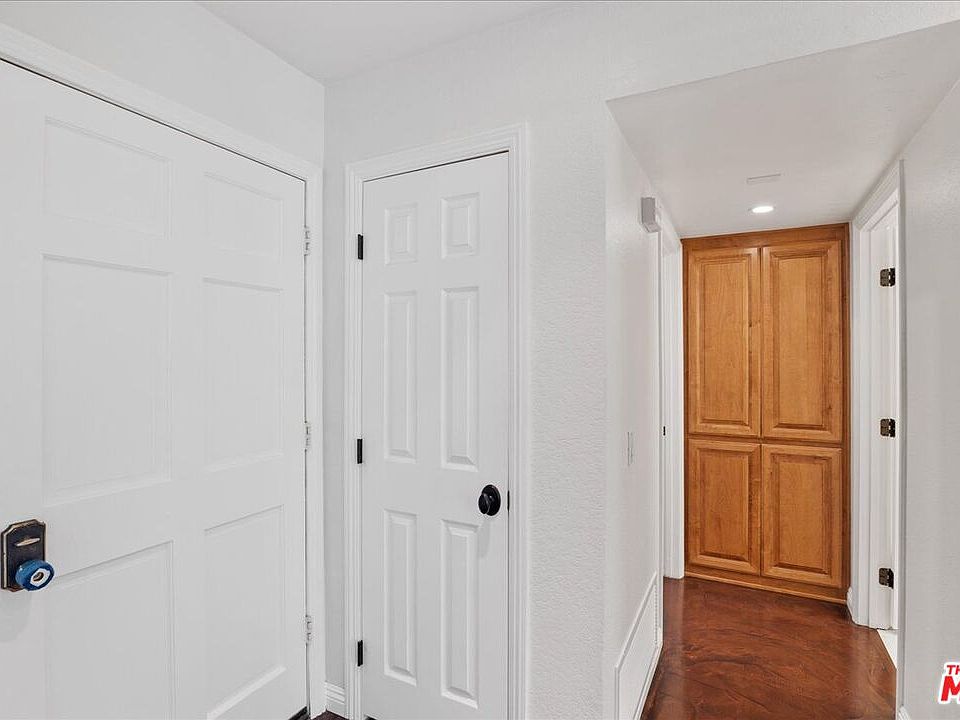 Mission Viejo, California, 92692, United States, 2 Bedrooms Bedrooms, ,2 BathroomsBathrooms,Residential,Forsale,1927551