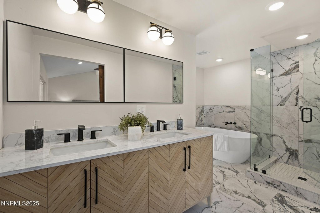 Reno, Nevada, 89521, United States, 3 Bedrooms Bedrooms, ,2.5 BathroomsBathrooms,Residential,Forsale,2012843