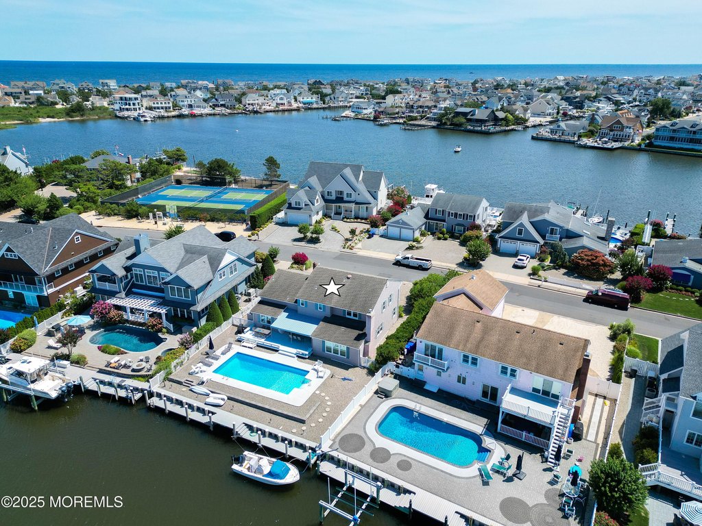 Mantoloking, New Jersey, 08738, United States, 4 Bedrooms Bedrooms, ,3 BathroomsBathrooms,Residential,Forsale,1922724