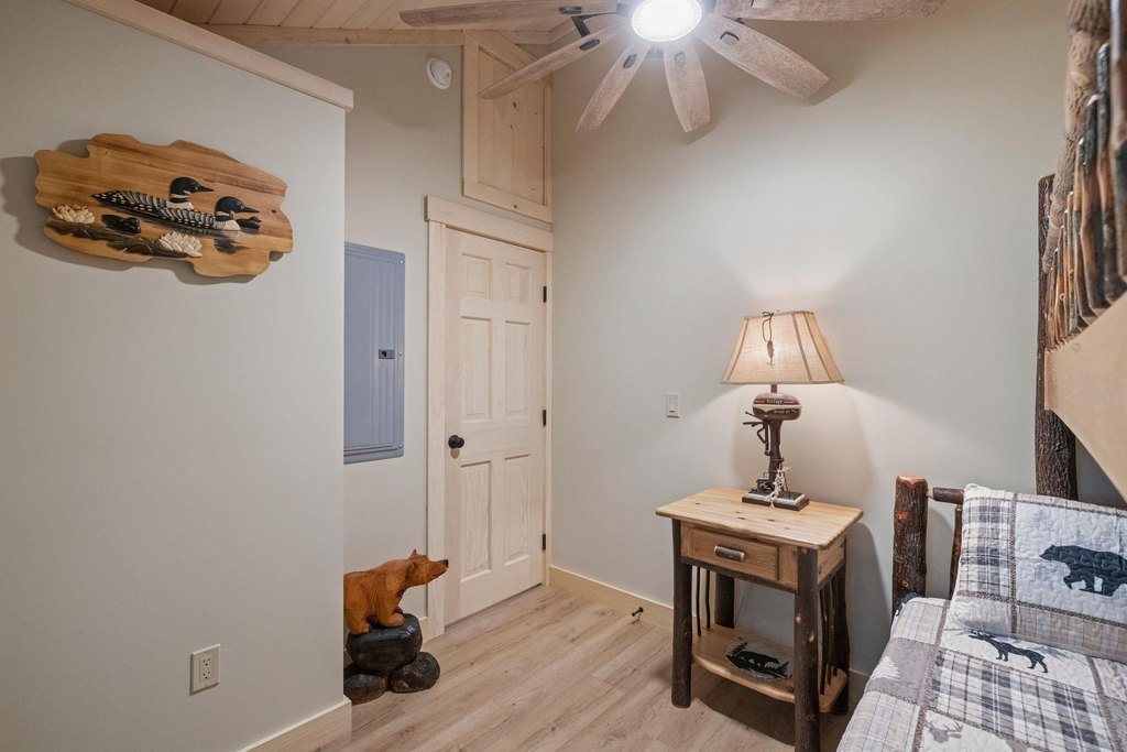 Moultonborough, New Hampshire, 03254, United States, 3 Bedrooms Bedrooms, ,1 BathroomBathrooms,Residential,Forsale,1952913