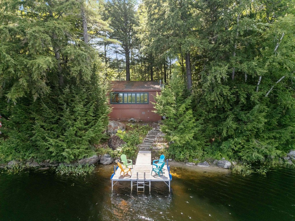 Moultonborough, New Hampshire, 03254, United States, 2 Bedrooms Bedrooms, ,1 BathroomBathrooms,Residential,Forsale,1952914