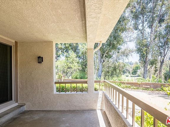 Mission Viejo, California, 92692, United States, 2 Bedrooms Bedrooms, ,2 BathroomsBathrooms,Residential,Forsale,1927551