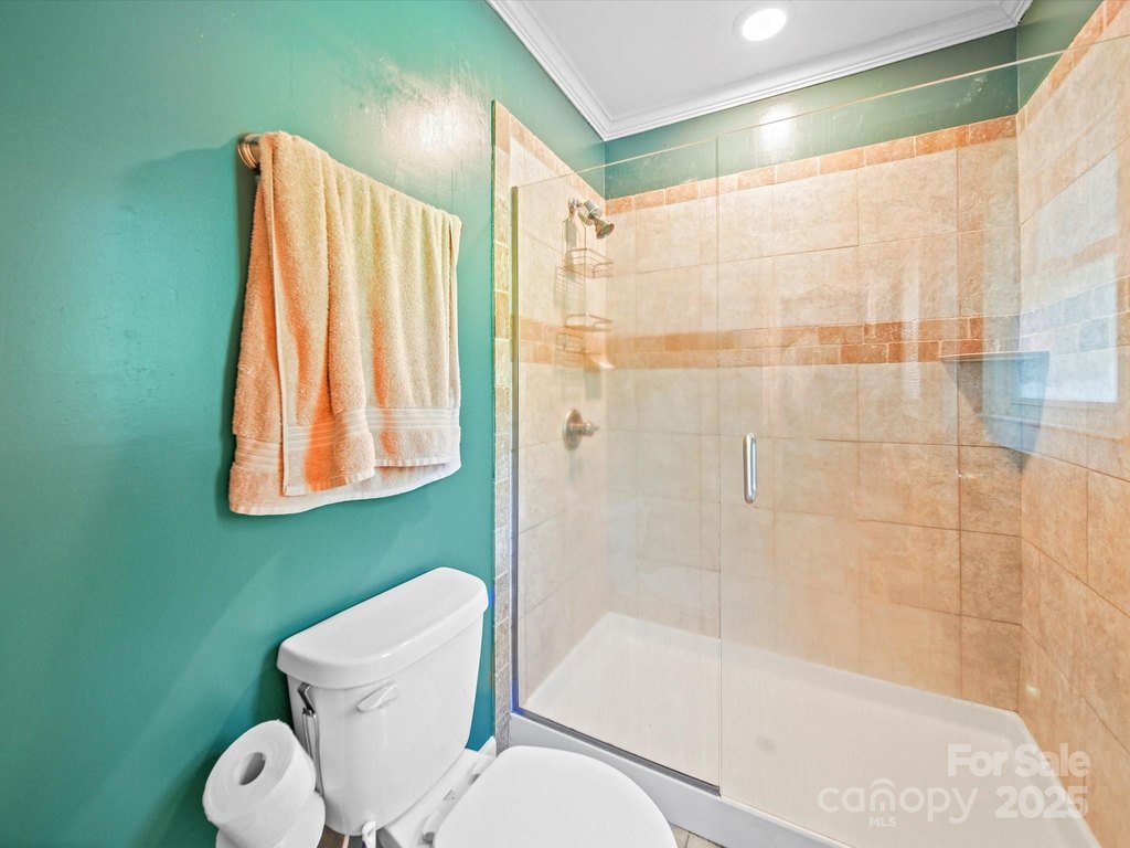 Statesville, North Carolina, 28625, United States, 3 Bedrooms Bedrooms, ,3 BathroomsBathrooms,Residential,Forsale,1985982