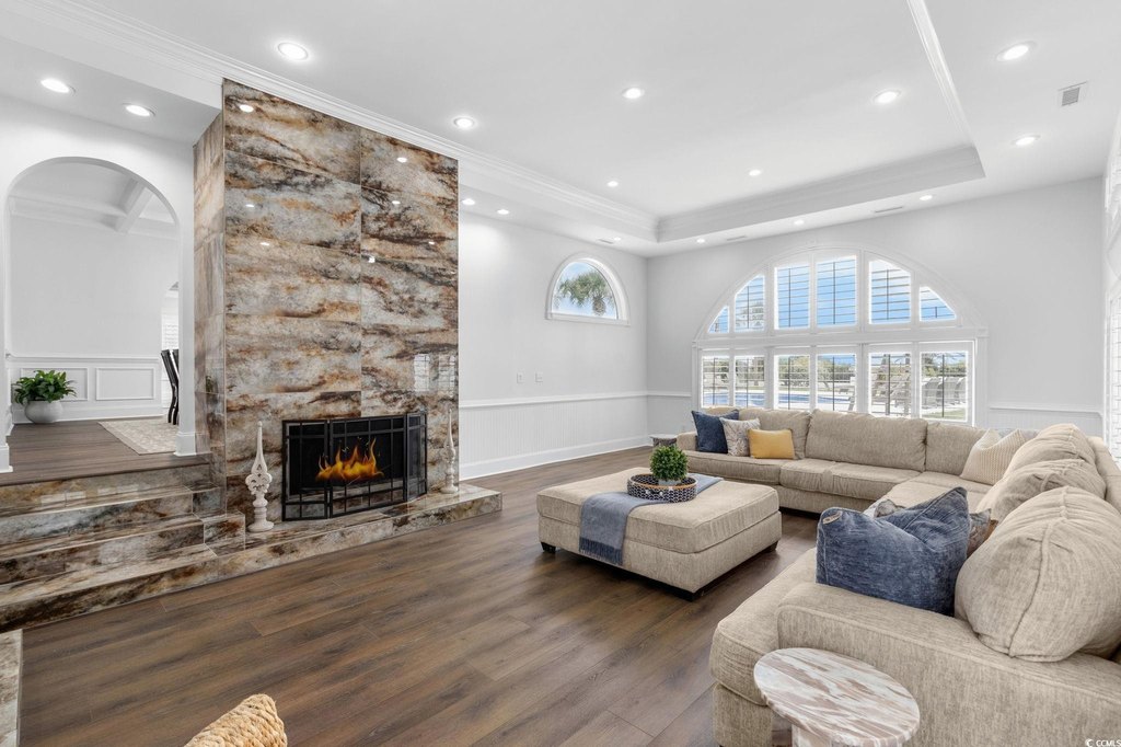 Myrtle Beach, South Carolina, 29577, United States, 6 Bedrooms Bedrooms, ,6.5 BathroomsBathrooms,Residential,Forsale,1962002