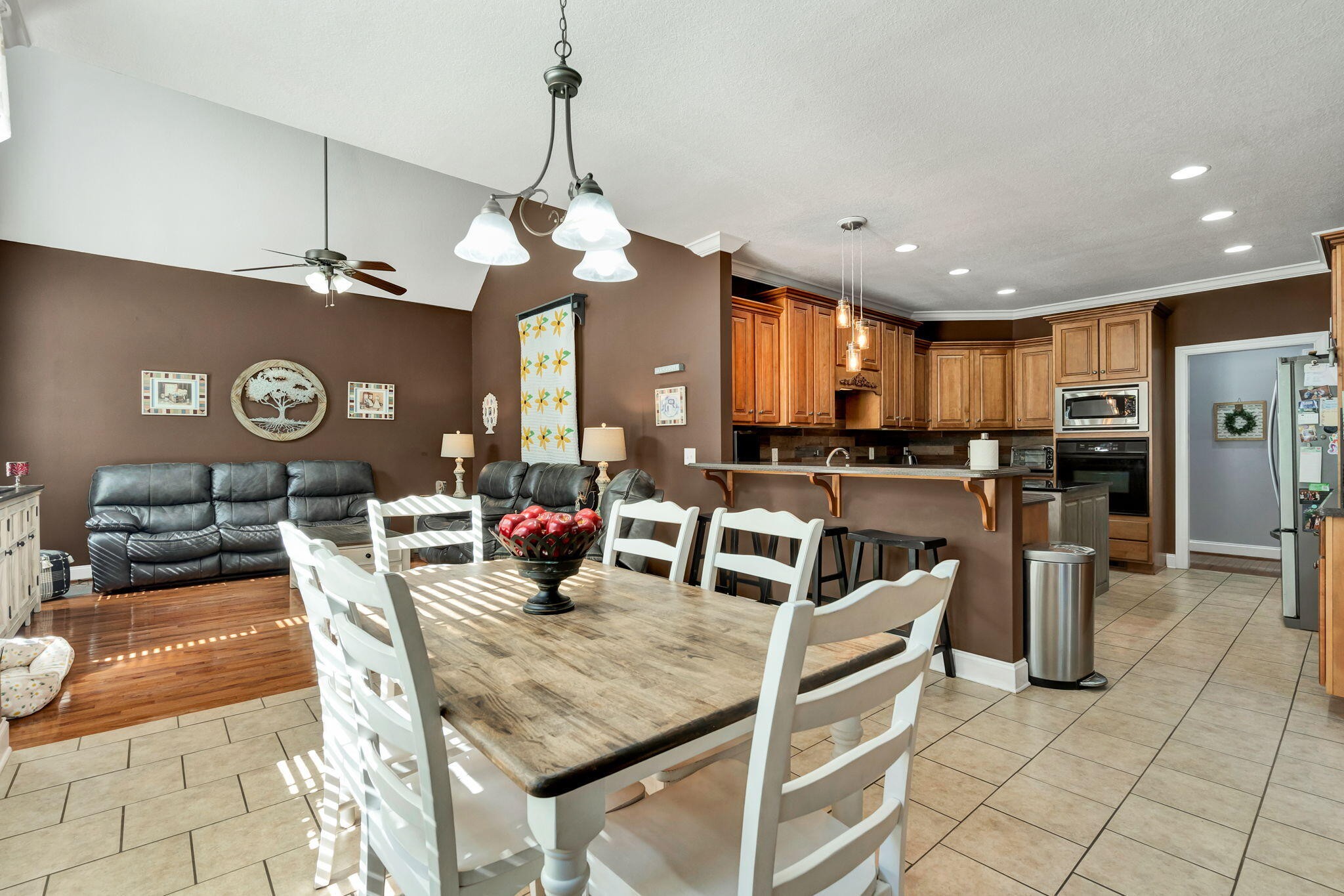 Cleveland, Tennessee, 37323, United States, 4 Bedrooms Bedrooms, ,3.5 BathroomsBathrooms,Residential,Forsale,2004692