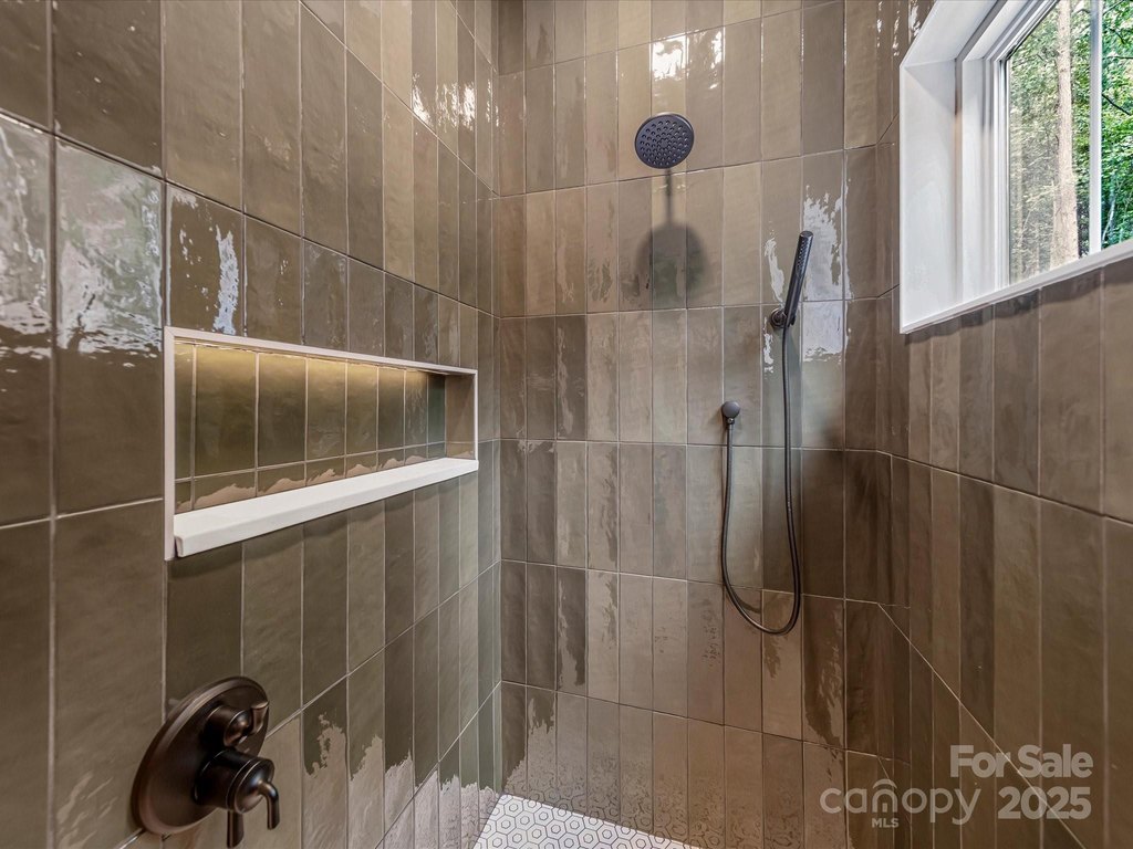 Statesville, North Carolina, 28625, United States, 3 Bedrooms Bedrooms, ,2 BathroomsBathrooms,Residential,Forsale,1985981