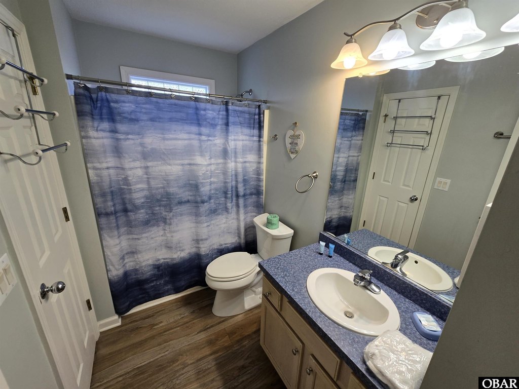 Corolla, North Carolina, 27927, United States, 4 Bedrooms Bedrooms, ,2 BathroomsBathrooms,Residential,Forsale,1951928