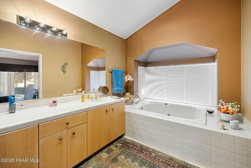 Prescott, Arizona, 86305, United States, 2 Bedrooms Bedrooms, ,2 BathroomsBathrooms,Residential,Forsale,1929270
