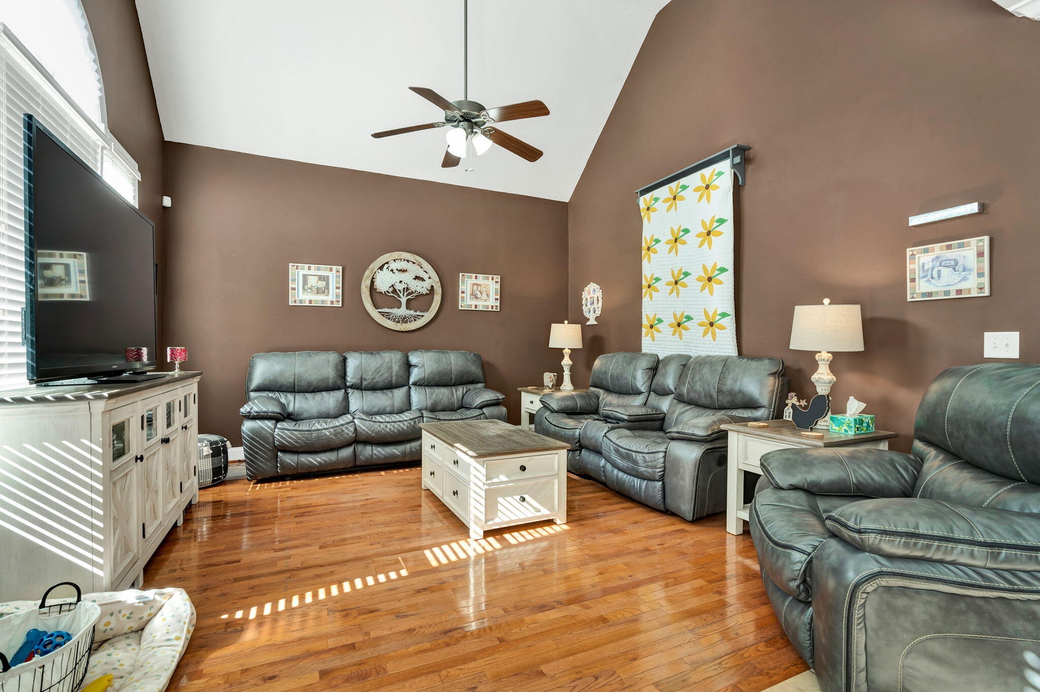 Cleveland, Tennessee, 37323, United States, 4 Bedrooms Bedrooms, ,3.5 BathroomsBathrooms,Residential,Forsale,2004692