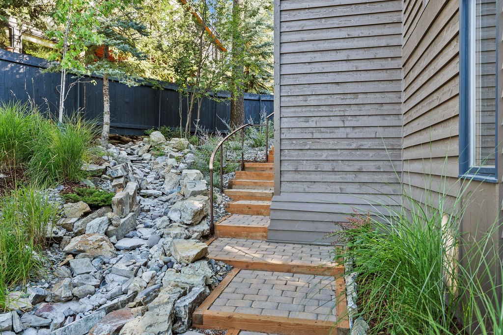 Whitefish, Montana, 59937, United States, 3 Bedrooms Bedrooms, ,3.5 BathroomsBathrooms,Residential,Forsale,1944288