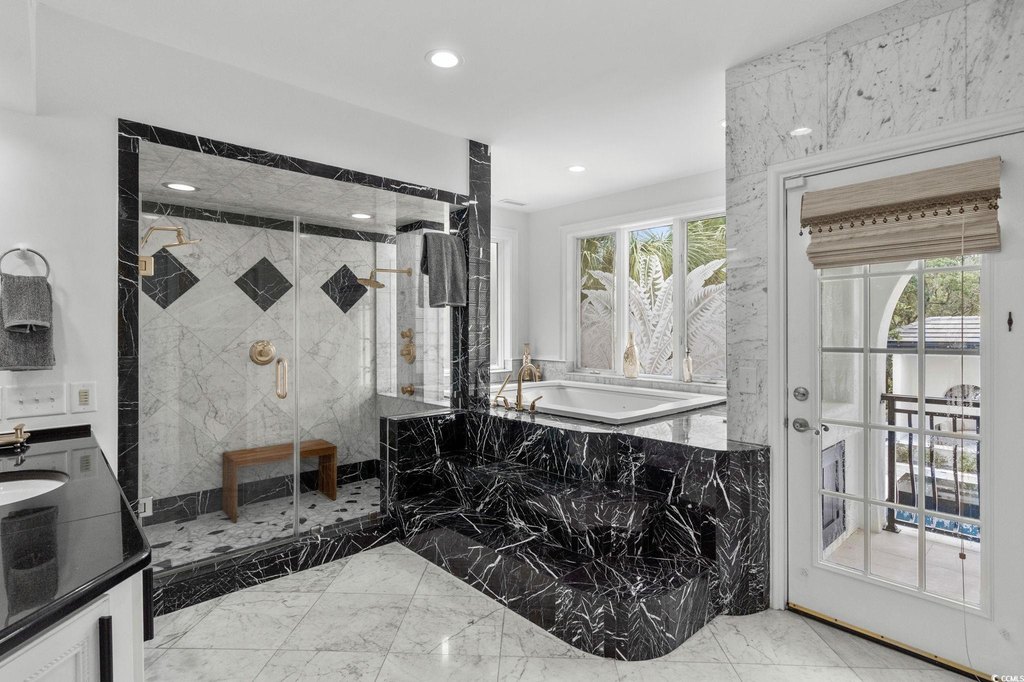 Myrtle Beach, South Carolina, 29577, United States, 6 Bedrooms Bedrooms, ,6.5 BathroomsBathrooms,Residential,Forsale,1962002