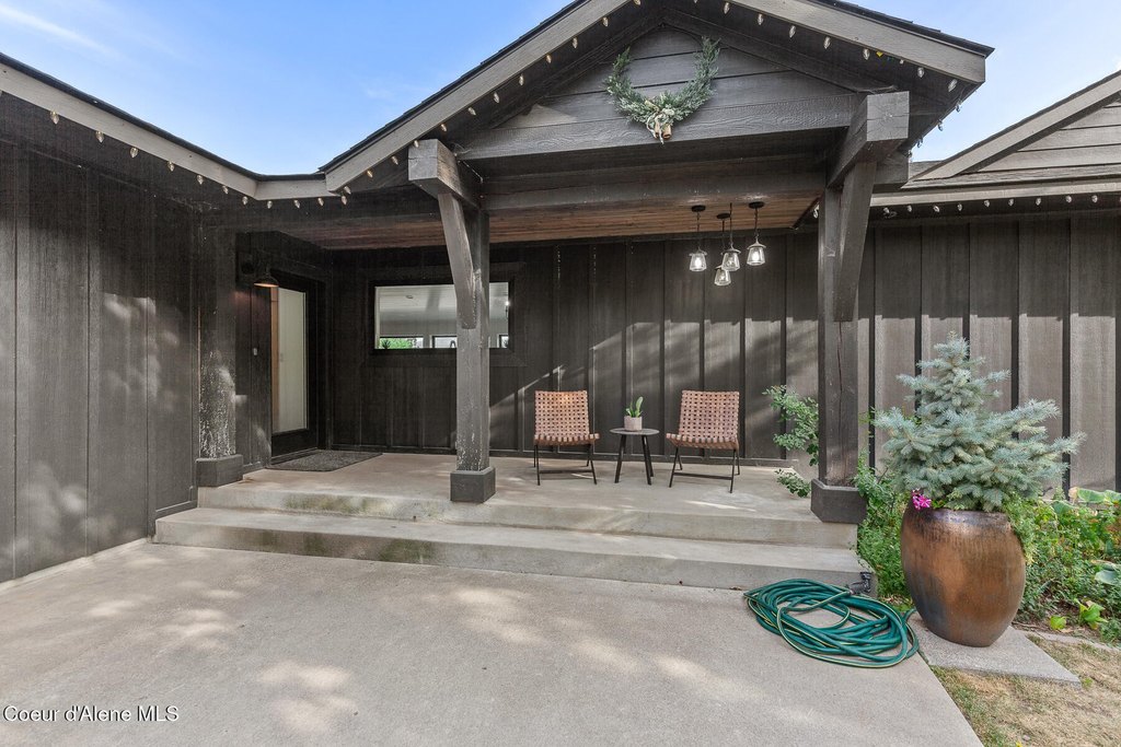 Hayden, Idaho, 83835, United States, 3 Bedrooms Bedrooms, ,3 BathroomsBathrooms,Residential,Forsale,1946353