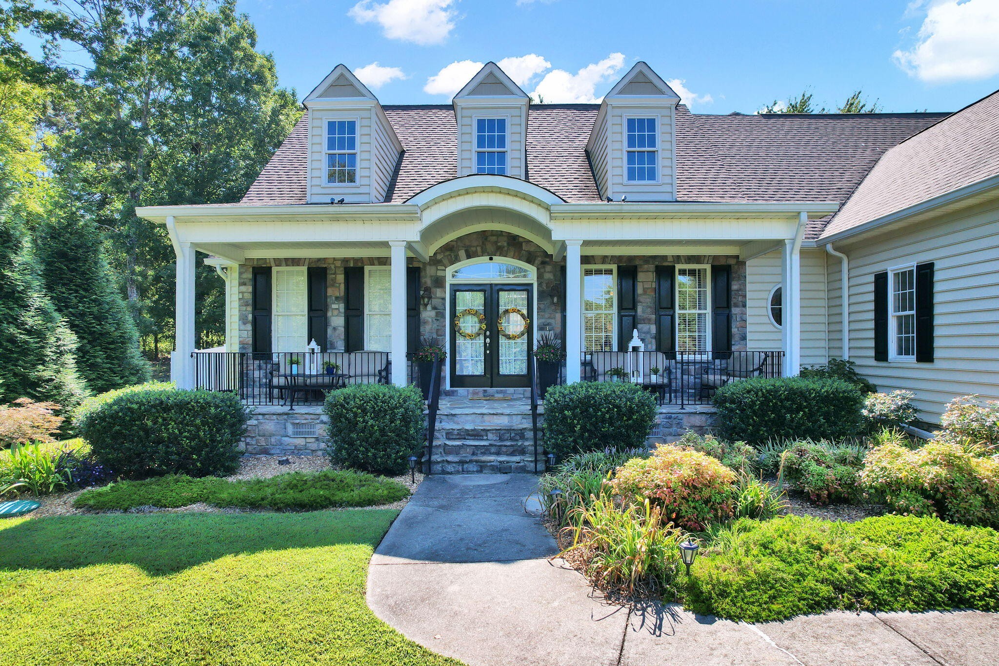 Cleveland, Tennessee, 37323, United States, 4 Bedrooms Bedrooms, ,3.5 BathroomsBathrooms,Residential,Forsale,2004692