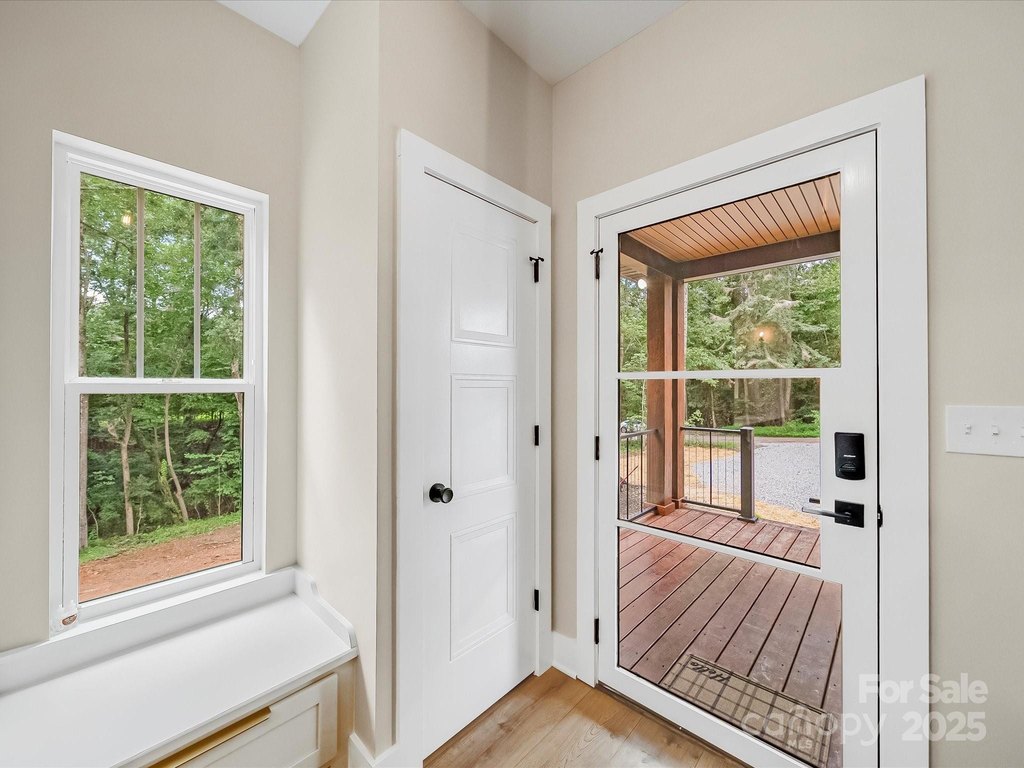 Statesville, North Carolina, 28625, United States, 3 Bedrooms Bedrooms, ,2 BathroomsBathrooms,Residential,Forsale,1985981