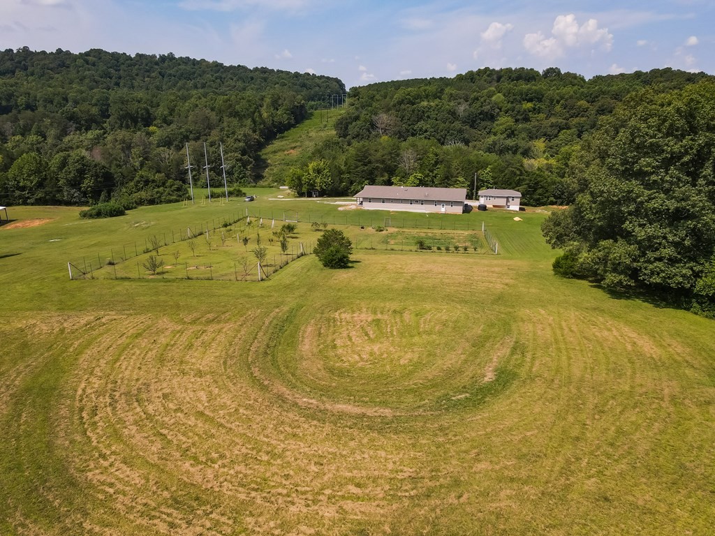 Doyle, Tennessee, 38559, United States, 3 Bedrooms Bedrooms, ,2 BathroomsBathrooms,Residential,Forsale,2010934