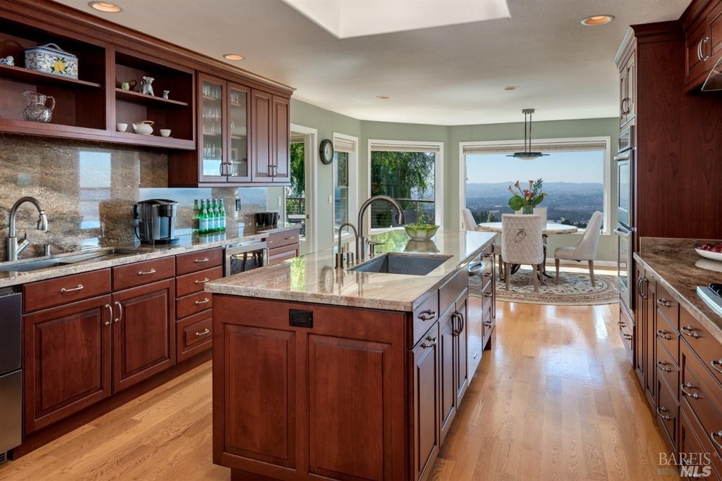Santa Rosa, California, 95404, United States, 4 Bedrooms Bedrooms, ,4.5 BathroomsBathrooms,Residential,Forsale,1934049