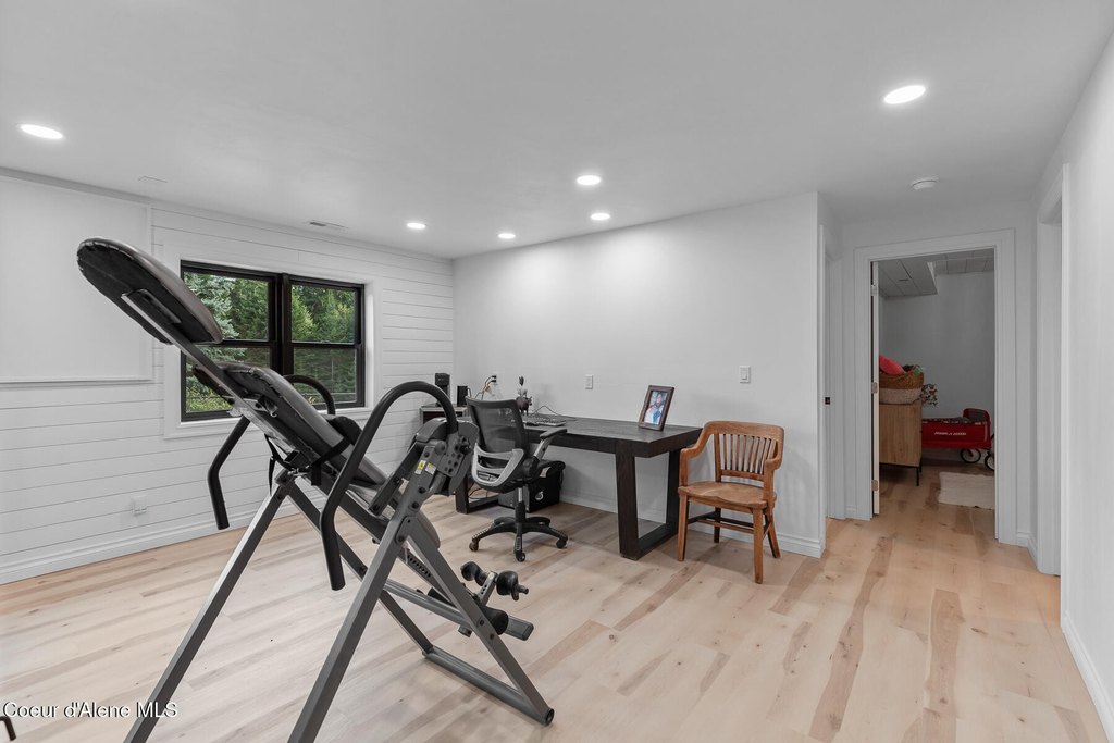 Hayden, Idaho, 83835, United States, 3 Bedrooms Bedrooms, ,3 BathroomsBathrooms,Residential,Forsale,1946353