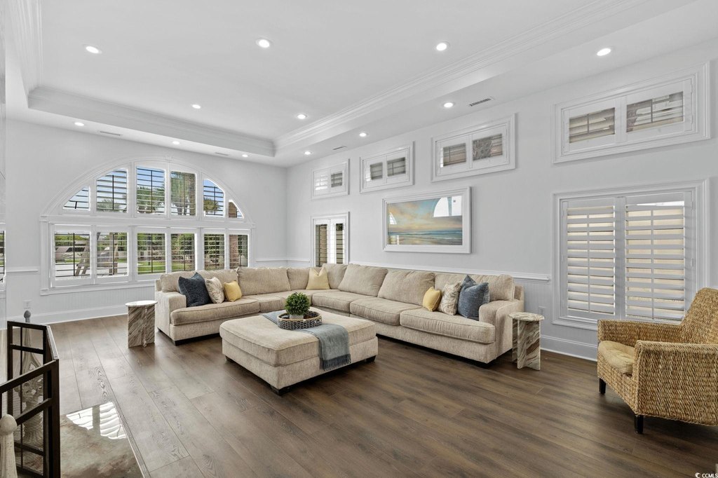 Myrtle Beach, South Carolina, 29577, United States, 6 Bedrooms Bedrooms, ,6.5 BathroomsBathrooms,Residential,Forsale,1962002