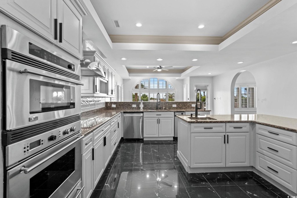 Myrtle Beach, South Carolina, 29577, United States, 6 Bedrooms Bedrooms, ,6.5 BathroomsBathrooms,Residential,Forsale,1962002