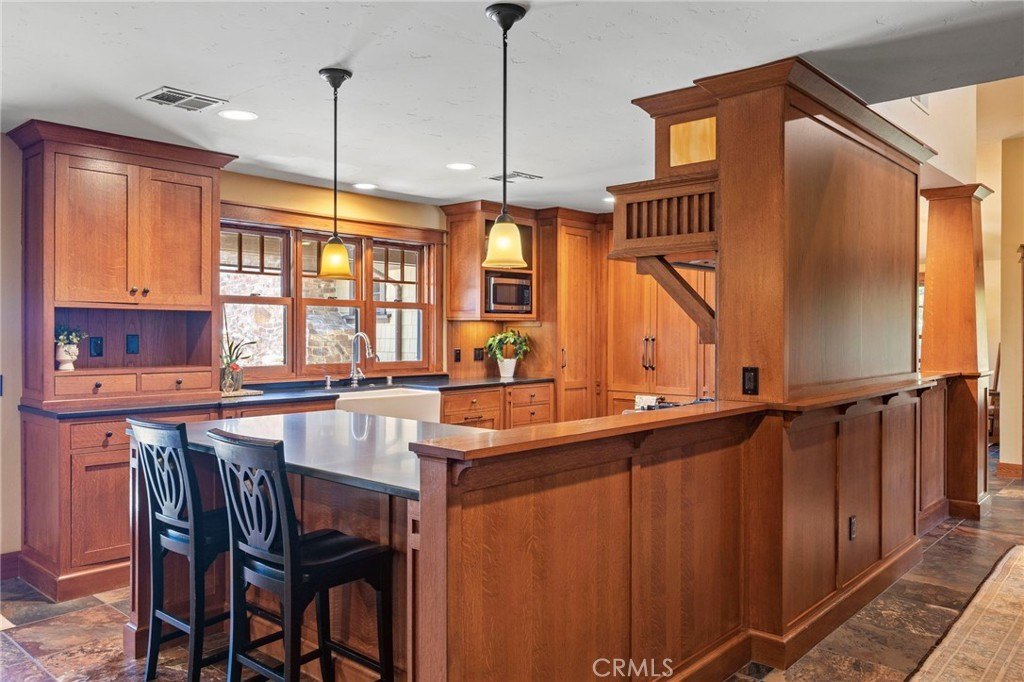 Lake Forest, California, 92630, United States, 5 Bedrooms Bedrooms, ,3.5 BathroomsBathrooms,Residential,Forsale,1899767