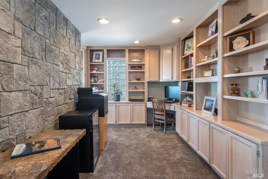 Santa Rosa, California, 95404, United States, 4 Bedrooms Bedrooms, ,4.5 BathroomsBathrooms,Residential,Forsale,1934049