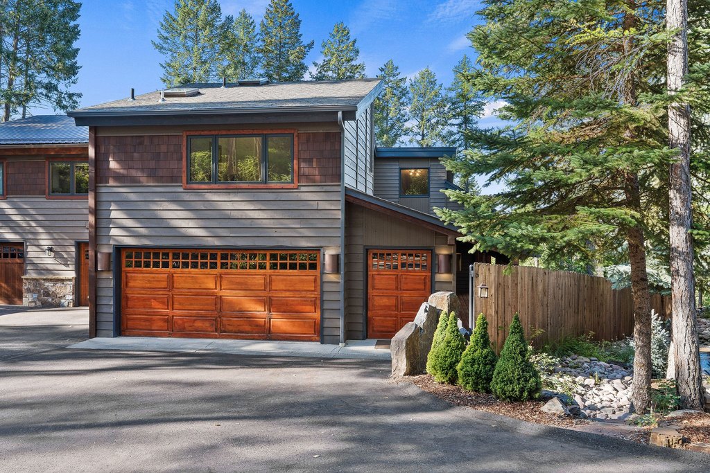 Whitefish, Montana, 59937, United States, 3 Bedrooms Bedrooms, ,3.5 BathroomsBathrooms,Residential,Forsale,1944288