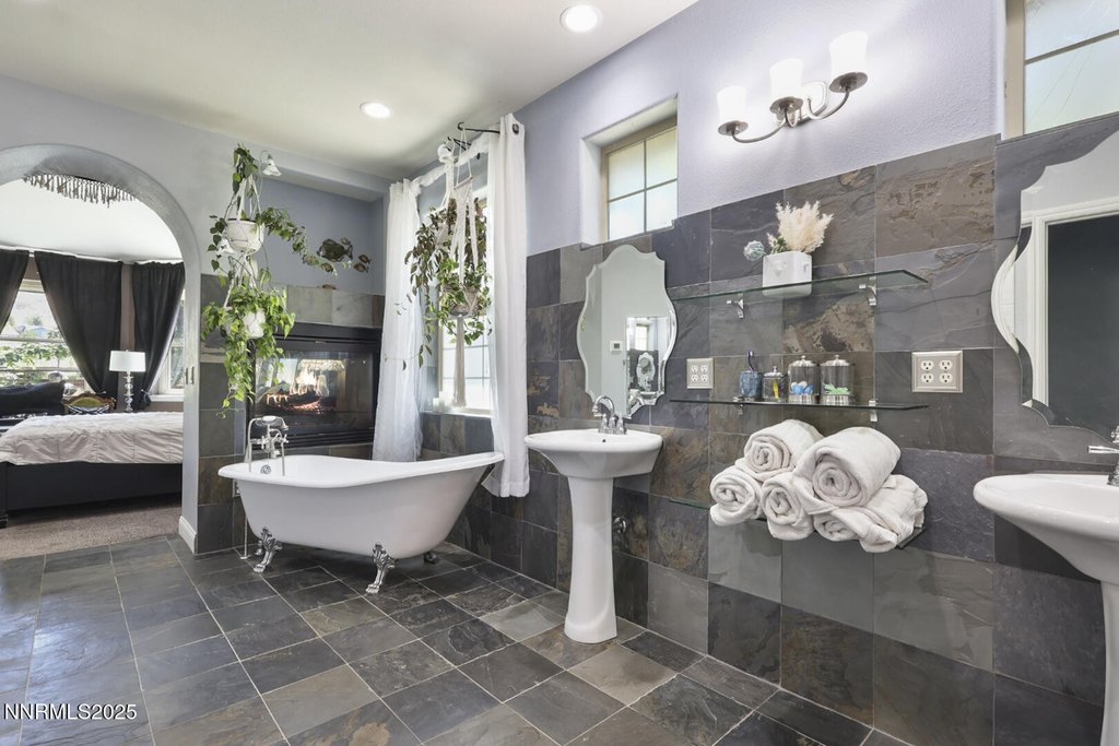 Sparks, Nevada, 89436, United States, 3 Bedrooms Bedrooms, ,2.5 BathroomsBathrooms,Residential,Forsale,1936742