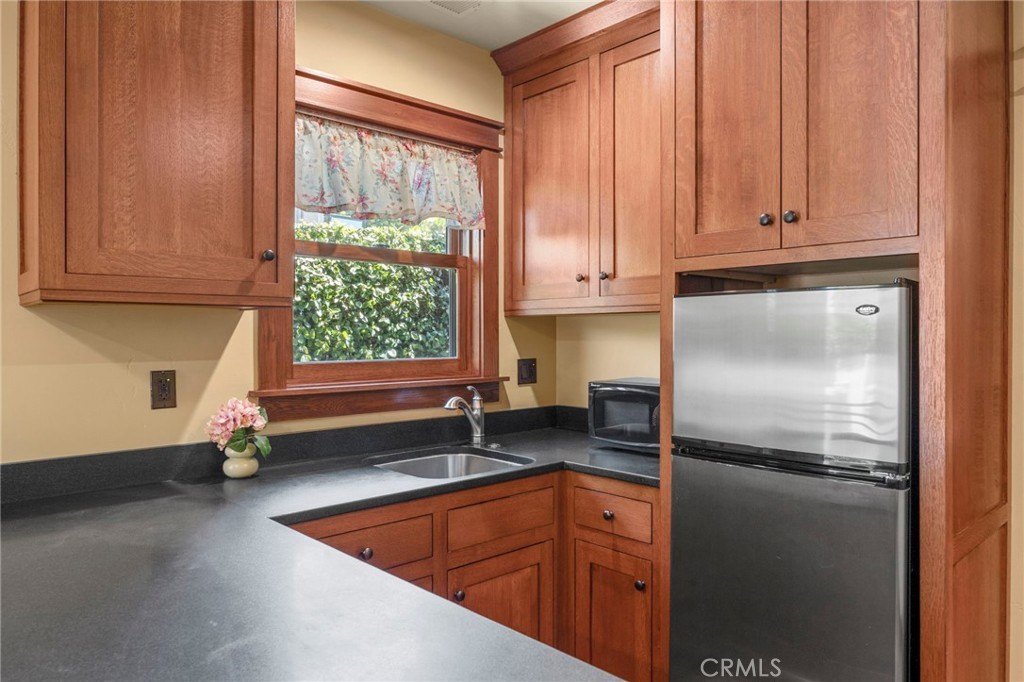 Lake Forest, California, 92630, United States, 5 Bedrooms Bedrooms, ,3.5 BathroomsBathrooms,Residential,Forsale,1899767