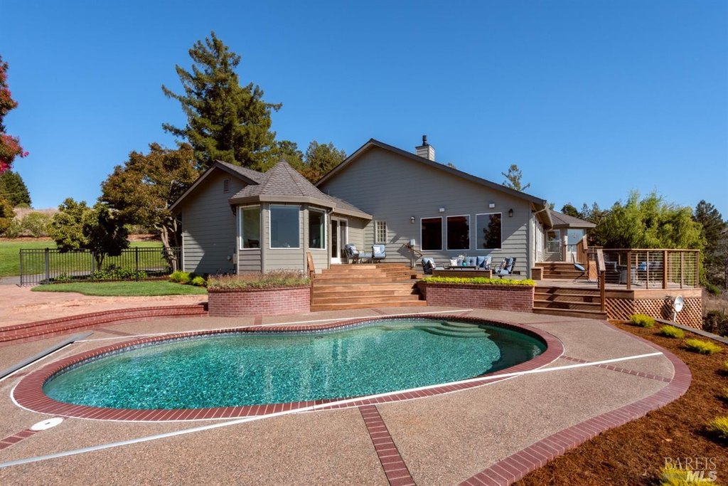 Santa Rosa, California, 95404, United States, 4 Bedrooms Bedrooms, ,4.5 BathroomsBathrooms,Residential,Forsale,1934049