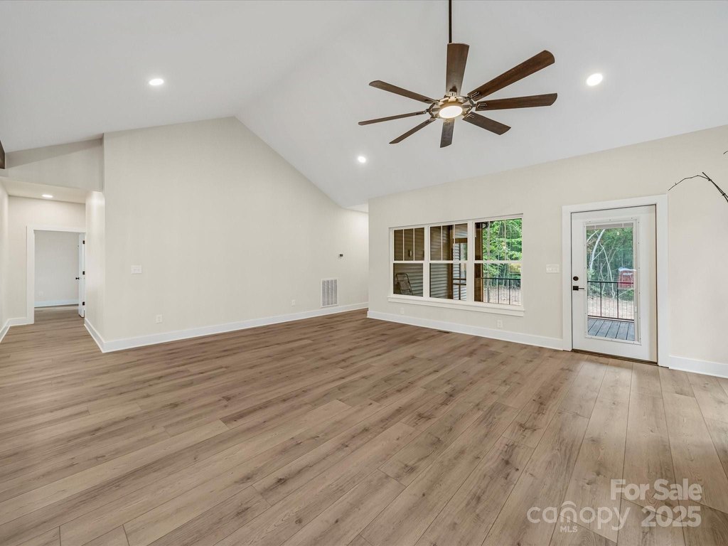 Statesville, North Carolina, 28625, United States, 3 Bedrooms Bedrooms, ,2 BathroomsBathrooms,Residential,Forsale,1985981