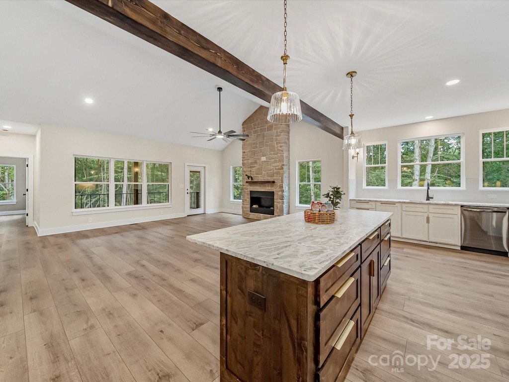 Statesville, North Carolina, 28625, United States, 3 Bedrooms Bedrooms, ,2 BathroomsBathrooms,Residential,Forsale,1985981