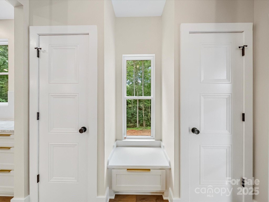 Statesville, North Carolina, 28625, United States, 3 Bedrooms Bedrooms, ,2 BathroomsBathrooms,Residential,Forsale,1985981