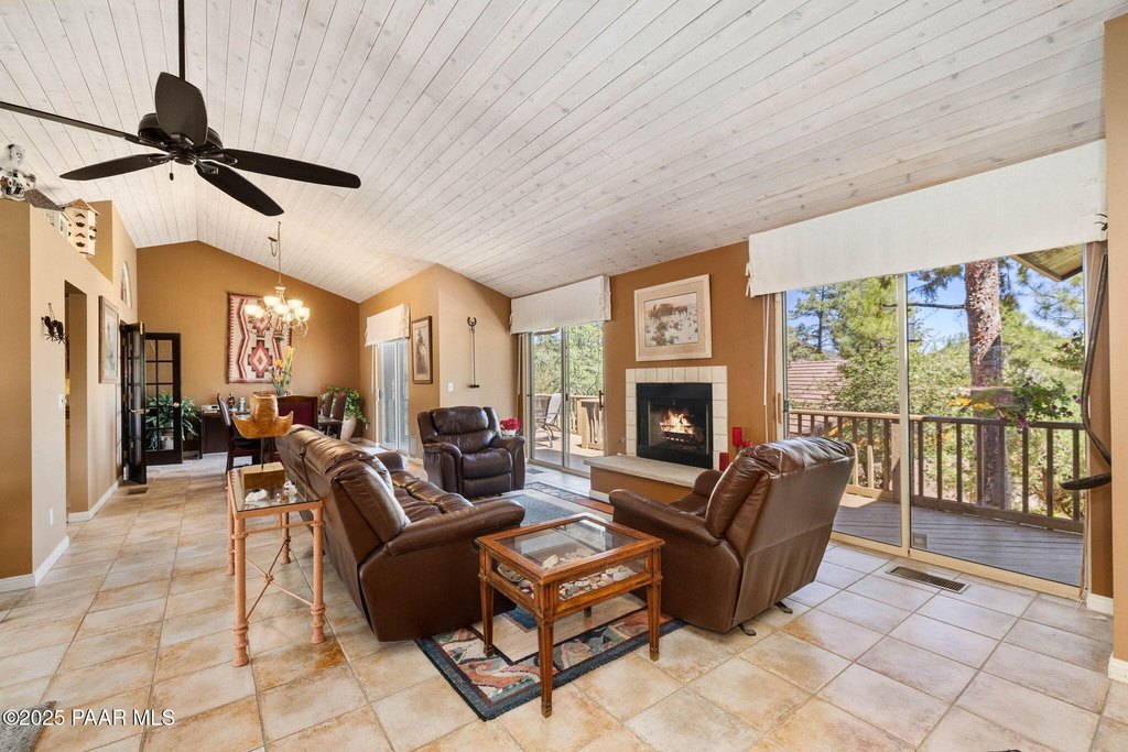 Prescott, Arizona, 86305, United States, 2 Bedrooms Bedrooms, ,2 BathroomsBathrooms,Residential,Forsale,1929270