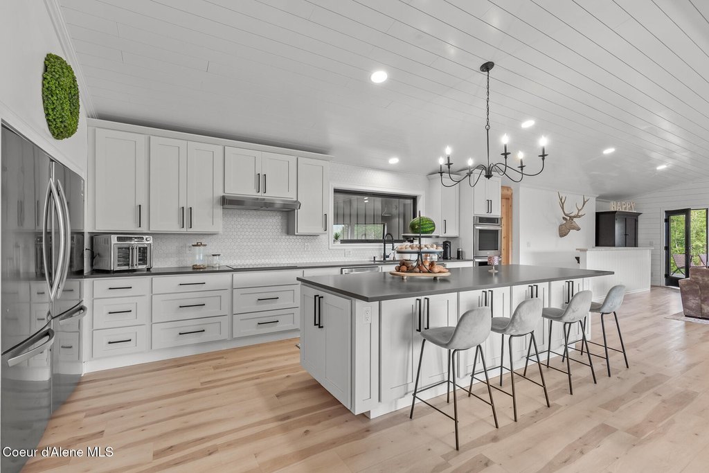 Hayden, Idaho, 83835, United States, 3 Bedrooms Bedrooms, ,3 BathroomsBathrooms,Residential,Forsale,1946353