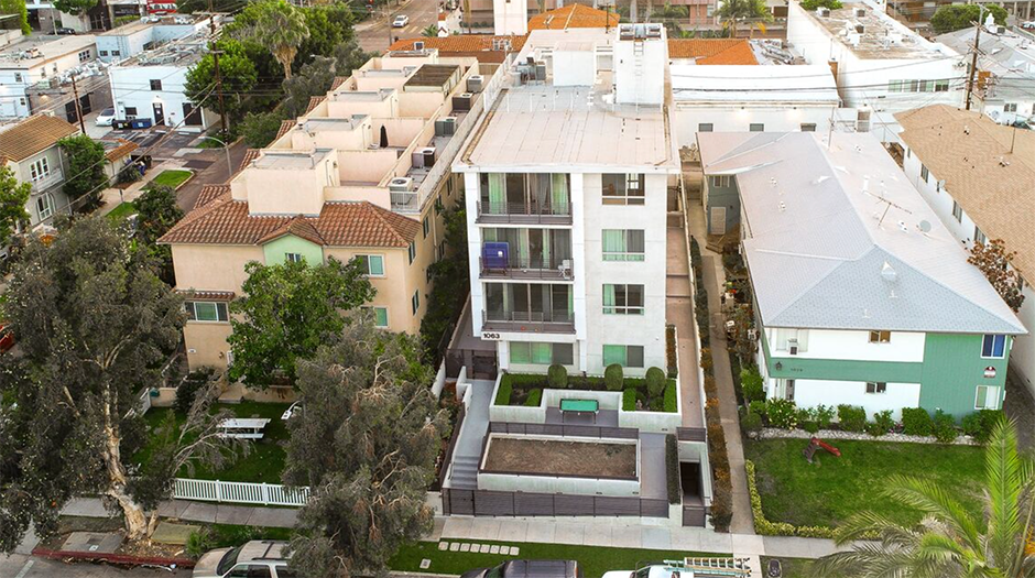 Los Angeles, California, 90035, United States, ,Residential,Forsale,1922153